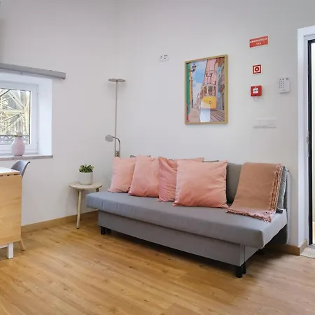 New! House With Hot Tub By Douro River & Iconic Bridge بيت للعطل