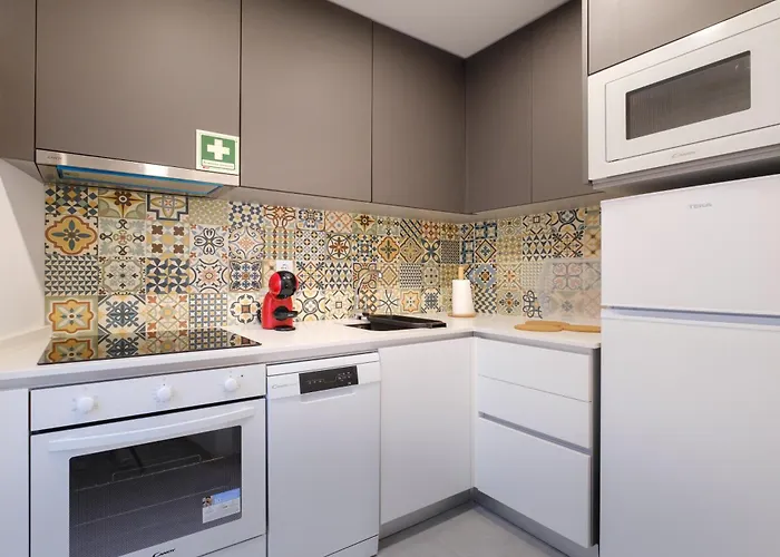 New! House With Hot Tub By Douro River & Iconic Bridge *